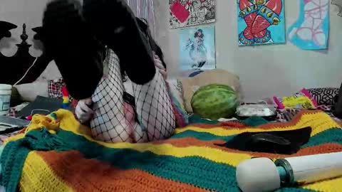 IG blackstar roses online show from 16, 1, 2026