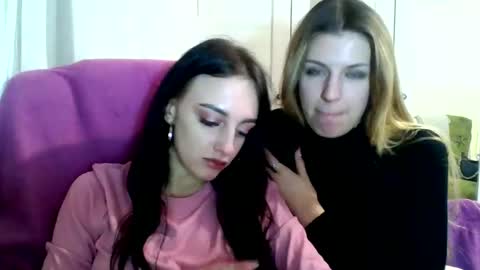 Snapshot of blacky_berry chatting on 11, 1, 2025 Ivy online show from 11, 1, 2025