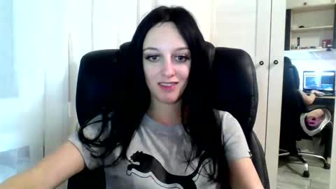 Snapshot of blacky_berry chatting on 24, 1, 2025 Ivy online show from 24, 1, 2025