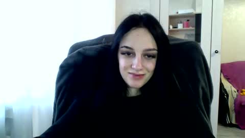 Snapshot of blacky_berry chatting on 28, 1, 2025 Ivy online show from 28, 1, 2025