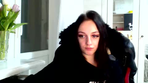 Snapshot of blacky_berry chatting on 12, 3, 2025 Ivy online show from 12, 3, 2025