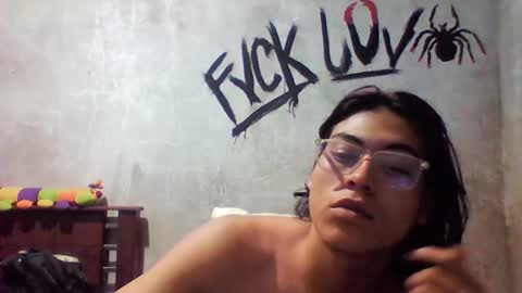 blade_sensual online show from 25, 11, 2025