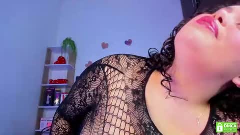 Snapshot of blair_curvy chatting on 10, 7, 2026 Blair online show from 10, 7, 2026