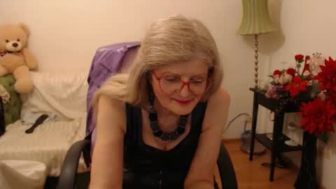 Snapshot of blairfort chatting on 8, 3, 2025 blairfort online show from 8, 3, 2025