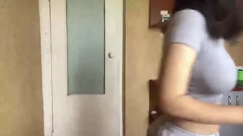 Mila online show from 13, 6, 2026