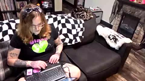 Snapshot of blairxskylar chatting on 16, 3, 2026 blairxskylar online show from 16, 3, 2026