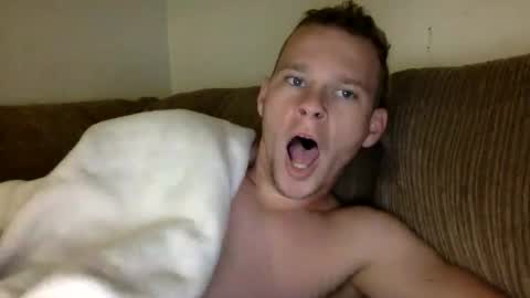 Snapshot of blakeandskylar chatting on 6, 5, 2026 BlakeAndSkylar online show from 6, 5, 2026