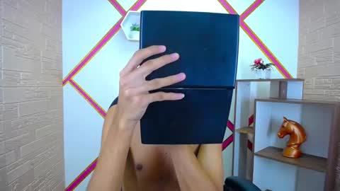 Snapshot of blakelovee chatting on 23, 10, 2025 blakelovee online show from 23, 10, 2025