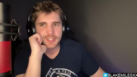 Snapshot of blakemiles2 chatting on 16, 4, 2026 Blake Miles online show from 16, 4, 2026