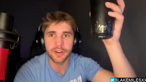 Snapshot of blakemiles2 chatting on 25, 4, 2026 Blake Miles online show from 25, 4, 2026