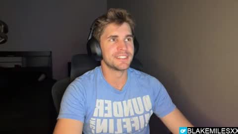 Snapshot of blakemiles2 chatting on 27, 5, 2026 Blake Miles online show from 27, 5, 2026