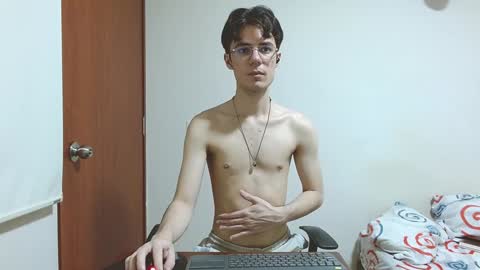 Snapshot of blakeshatter chatting on 12, 1, 2025 blakeshatter online show from 12, 1, 2025