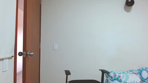 Snapshot of blakeshatter chatting on 19, 1, 2025 blakeshatter online show from 19, 1, 2025