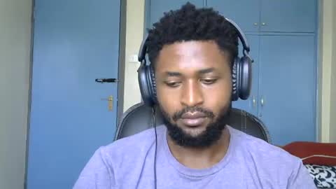 Snapshot of blakmoufaka chatting on 5, 10, 2025 blakmoufaka online show from 5, 10, 2025