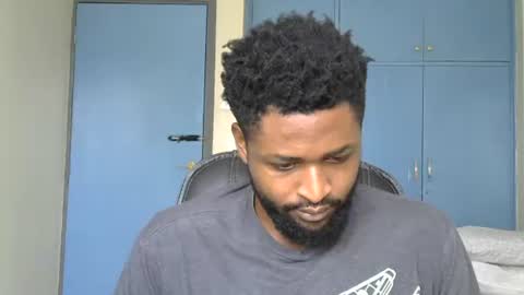 Snapshot of blakmoufaka chatting on 23, 10, 2025 blakmoufaka online show from 23, 10, 2025