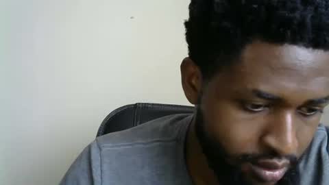 Snapshot of blakmoufaka chatting on 27, 10, 2025 blakmoufaka online show from 27, 10, 2025