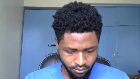 Snapshot of blakmoufaka chatting on 19, 11, 2025 blakmoufaka online show from 19, 11, 2025