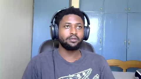 Snapshot of blakmoufaka chatting on 28, 11, 2025 blakmoufaka online show from 28, 11, 2025