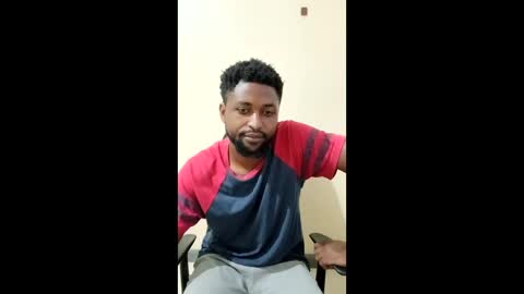 Snapshot of blakmoufaka chatting on 5, 1, 2026 blakmoufaka online show from 5, 1, 2026