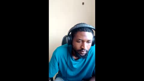 Snapshot of blakmoufaka chatting on 3, 2, 2026 blakmoufaka online show from 3, 2, 2026