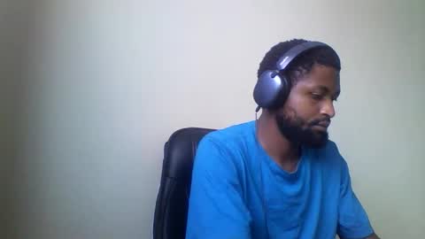 Snapshot of blakmoufaka chatting on 11, 4, 2026 blakmoufaka online show from 11, 4, 2026