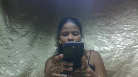 Snapshot of blanchmamy chatting on 13, 12, 2025 blanchmamy online show from 13, 12, 2025