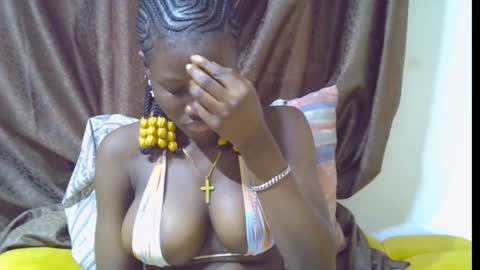 Snapshot of blaq_melanin chatting on 21, 11, 2025 nikky00 online show from 21, 11, 2025