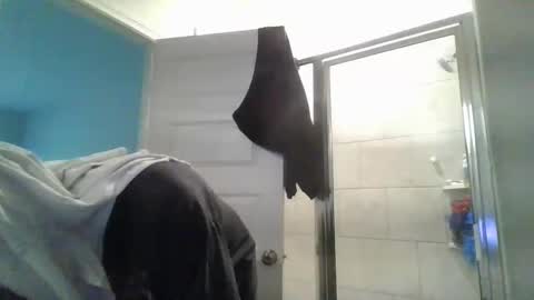 Snapshot of blessica_eddieluv6996 chatting on 27, 5, 2026 BLESSICA EDDIE LOVE online show from 27, 5, 2026