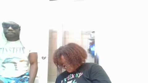 Snapshot of blessica_eddieluv6996 chatting on 29, 5, 2026 BLESSICA EDDIE LOVE online show from 29, 5, 2026