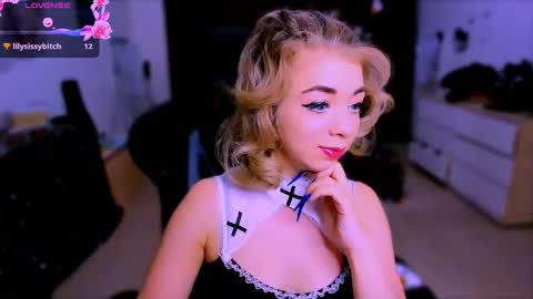 Nicole online show from 13, 11, 2025