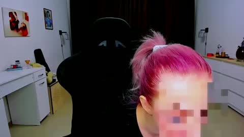 Snapshot of blinkofeyess chatting on 5, 12, 2024 Nicole online show from 5, 12, 2024