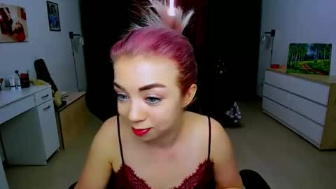 Snapshot of blinkofeyess chatting on 20, 12, 2024 Nicole online show from 20, 12, 2024