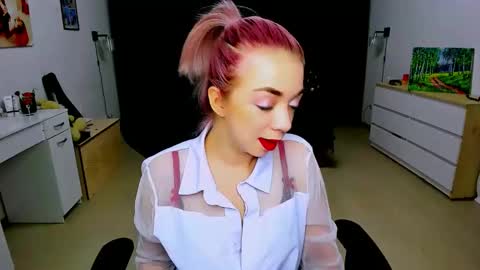 Snapshot of blinkofeyess chatting on 22, 12, 2024 Nicole online show from 22, 12, 2024