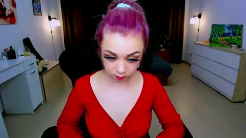 Snapshot of blinkofeyess chatting on 30, 12, 2024 Nicole online show from 30, 12, 2024