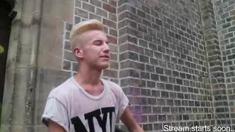 blond_boy69 online show from 17, 6, 2026
