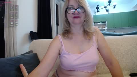 Karina online show from 30, 1, 2025