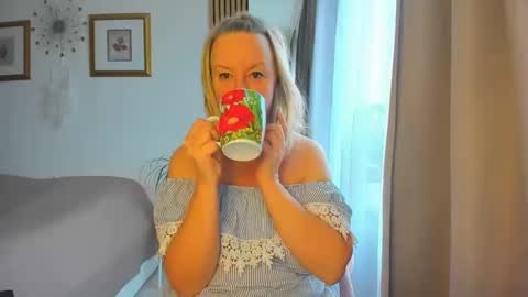 Nicole online show from 29, 1, 2025