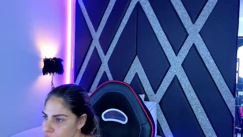 Snapshot of blonde_cat1515 chatting on 20, 10, 2025 alejandra online show from 20, 10, 2025