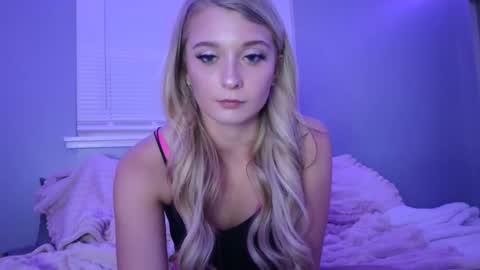 Blonde Stella online show from 4, 1, 2025