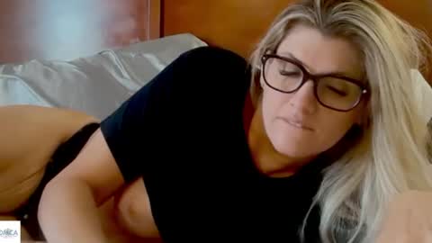 blondechristine99 online show from 10, 7, 2026