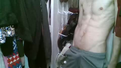 blondemaxcaliber online show from 6, 4, 2026