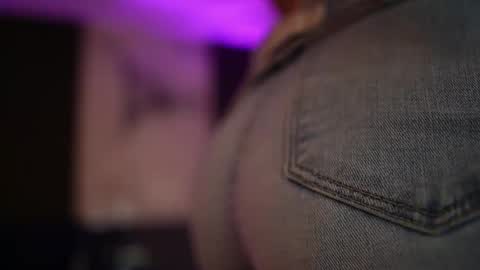 Snapshot of blondie_muller chatting on 4, 4, 2026 blondie_muller online show from 4, 4, 2026