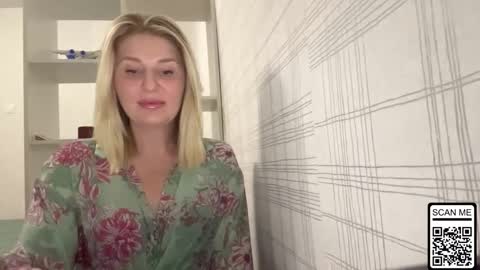 blondie_xoxoxo online show from 31, 10, 2025