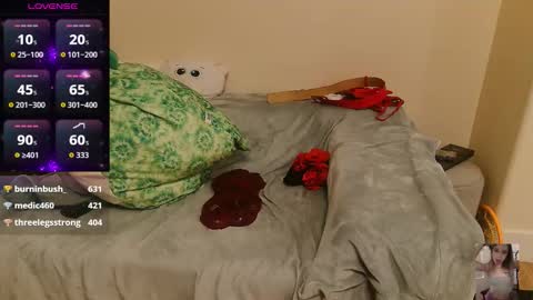 Snapshot of blondiebubblebooty chatting on 2, 11, 2025 Bubbles online show from 2, 11, 2025