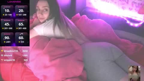 Snapshot of blondiebubblebooty chatting on 30, 11, 2025 Bubbles online show from 30, 11, 2025