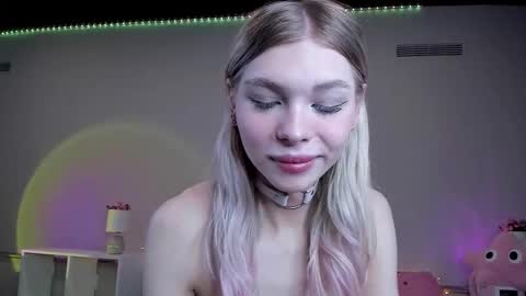 Snapshot of blondy_fina chatting on 14, 3, 2026 blondy_fina online show from 14, 3, 2026