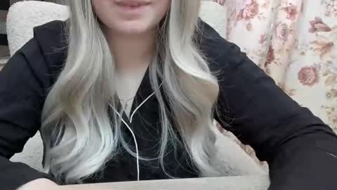 blondymargaret online show from 3, 3, 2025