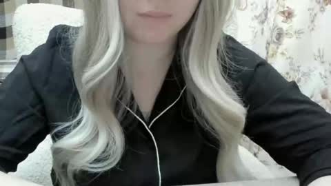 blondymargaret online show from 9, 3, 2025