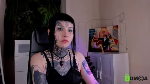 Snapshot of blood__mary chatting on 5, 4, 2026 Mary online show from 5, 4, 2026