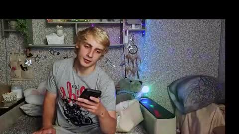 Bloody Blondie online show from 9, 8, 2026
